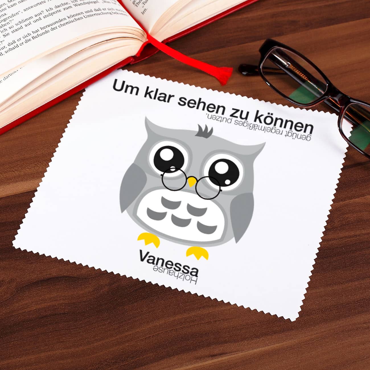 Bedrucktes Brillenputztuch mit Eule und Wunschname