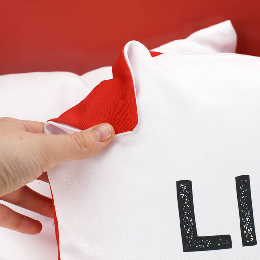 Vorderseite: weiss, Rückseite: rot