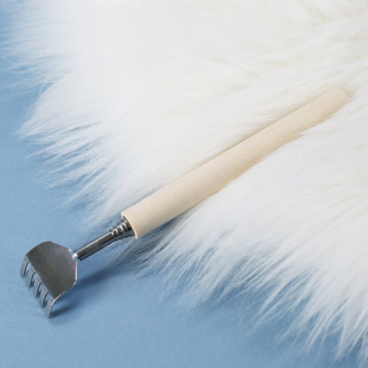 Rückenkratzer mit Auszug