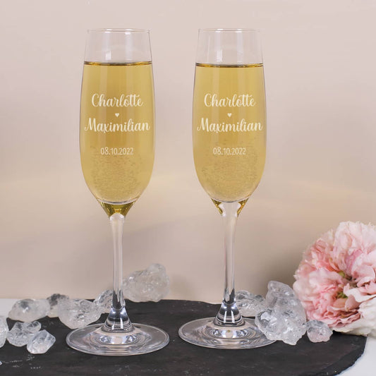 Gravierte Sektgläser mit Namen und Datum