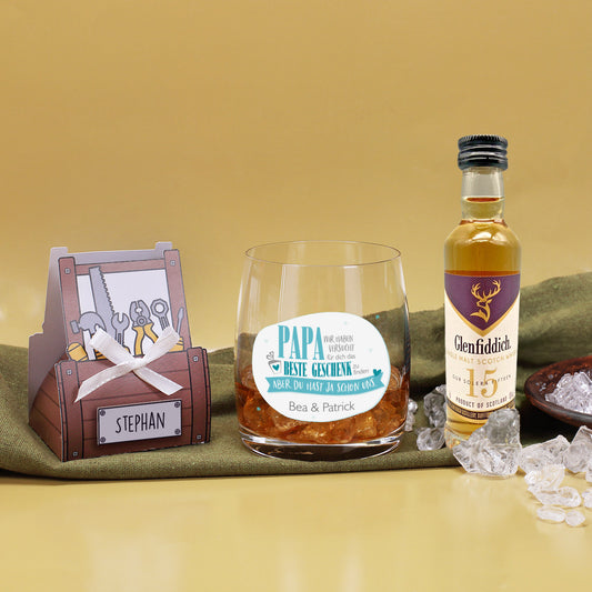 Geschenkset mit personalisierter Geschenkbox und Whiskyglas für Papa zum Vatertag