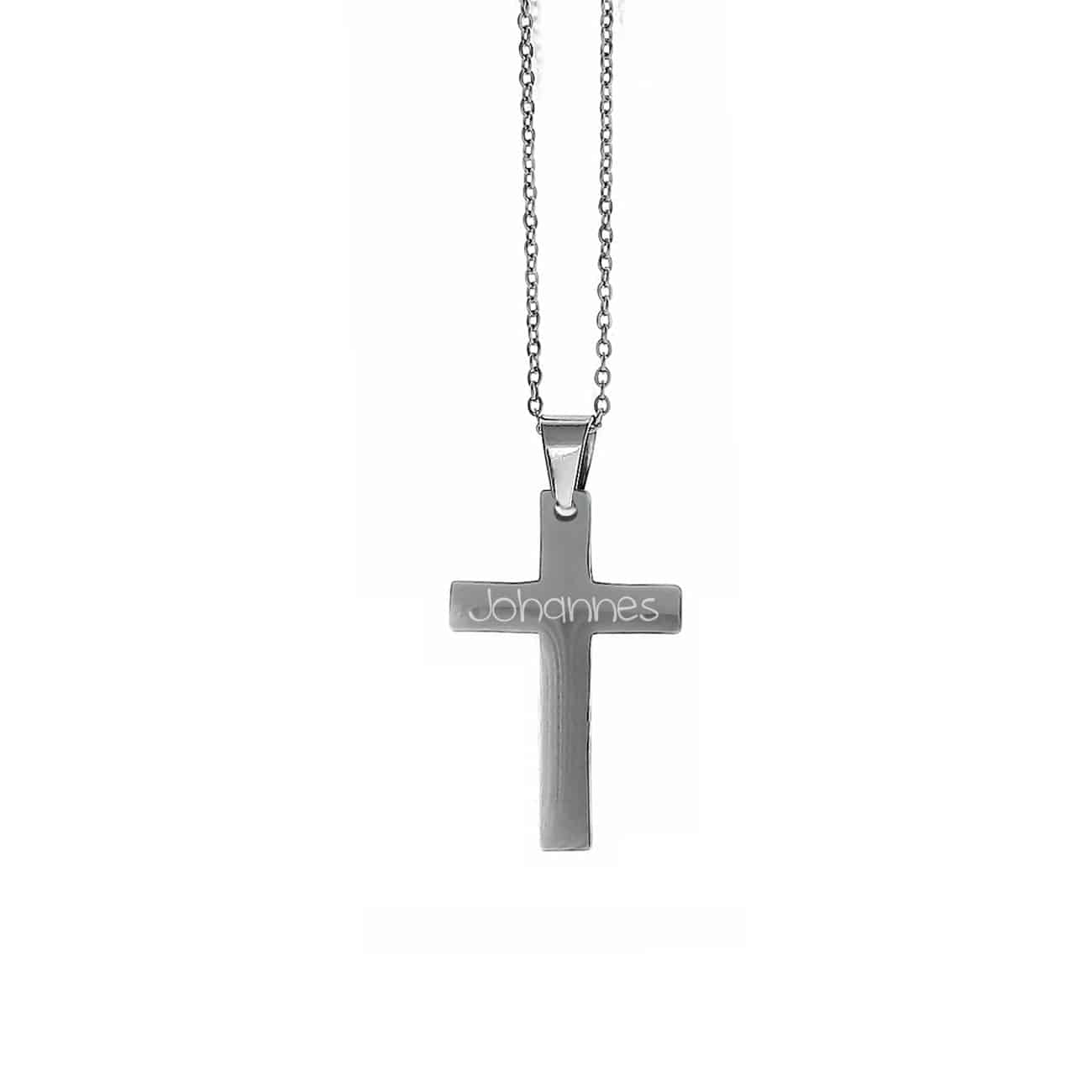 Silberne Halskette mit Kreuz Anhänger und Name graviert zu Taufe
