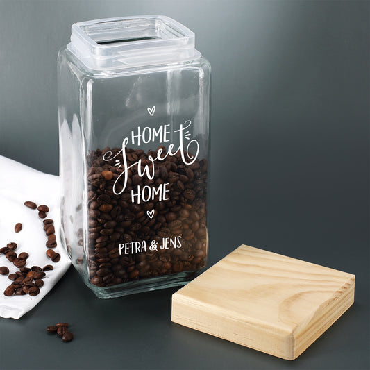 Glasdose mit Kaffeebohnen und weißer Aufschrift „Home Sweet Home“ – Namen Petra & Jens