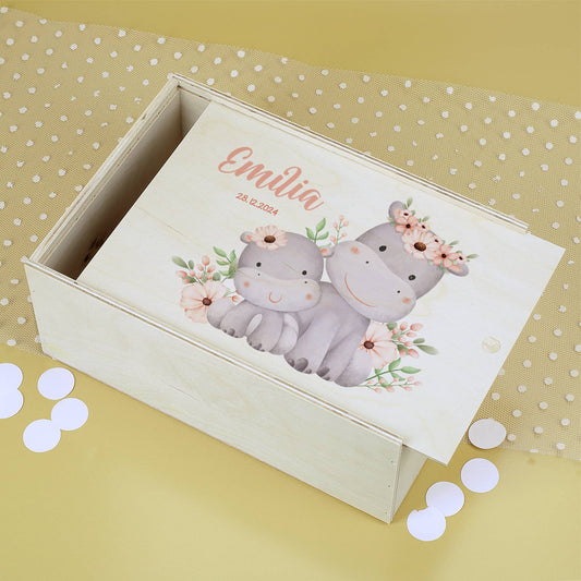 Erinnerungsbox mit Nilpferden, Wunschname und Geburtsdatum