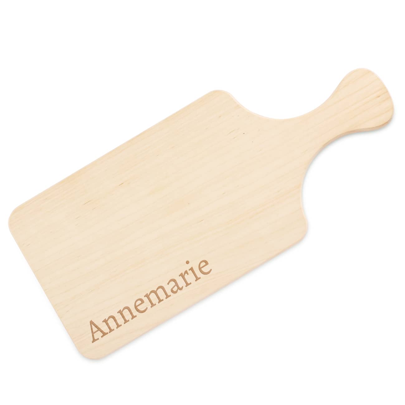 Brettchen aus Holz mit Griff und Name graviert