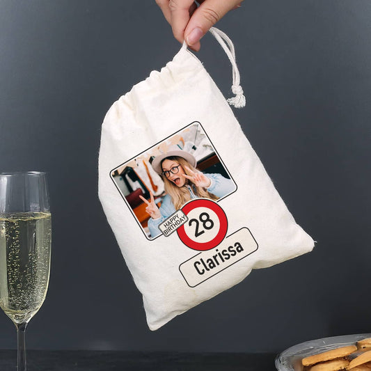 Geschenksack zum Geburtstag mit Verkehrszeichen, Foto, Alter & Name