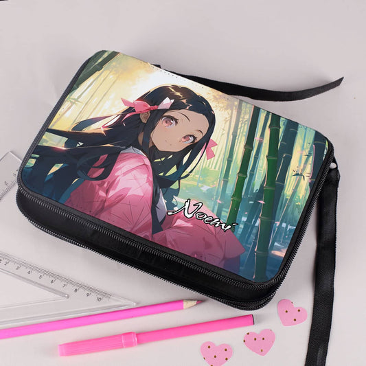 Niedliche Anime Federmappe mit Mädchen im Kimono und Name