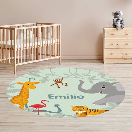 Mit Name und Tieren bedruckter Kinderteppich