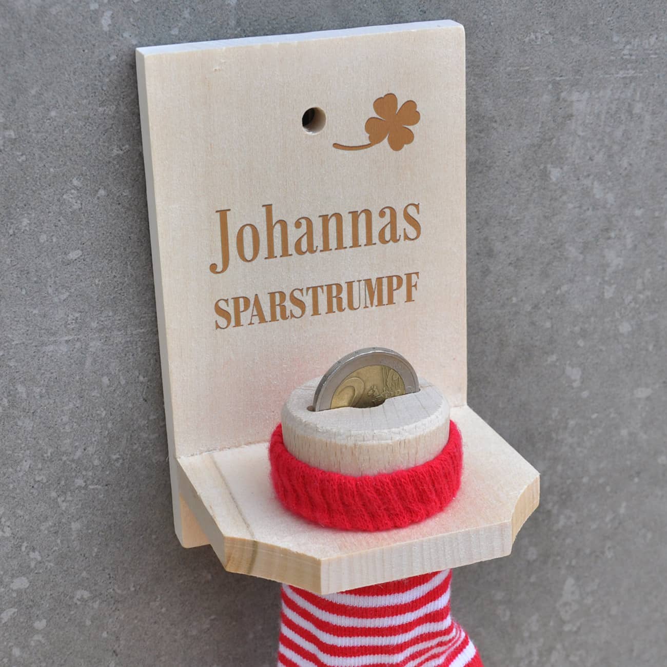 Geldgeschenk Sparstrumpf in rot mit Name Gravur