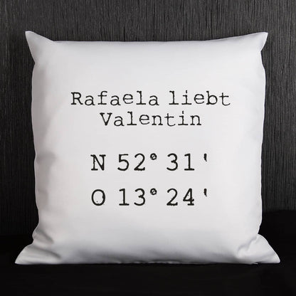 Kissen zum Einzug mit Wunschtext, Längengrad und Breitengra