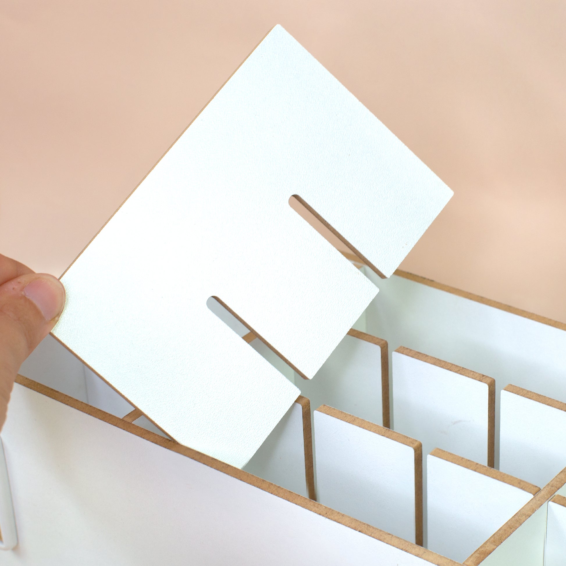 Kosmetik Organizer mit großem Fach und herausnehmbarem Einsatz