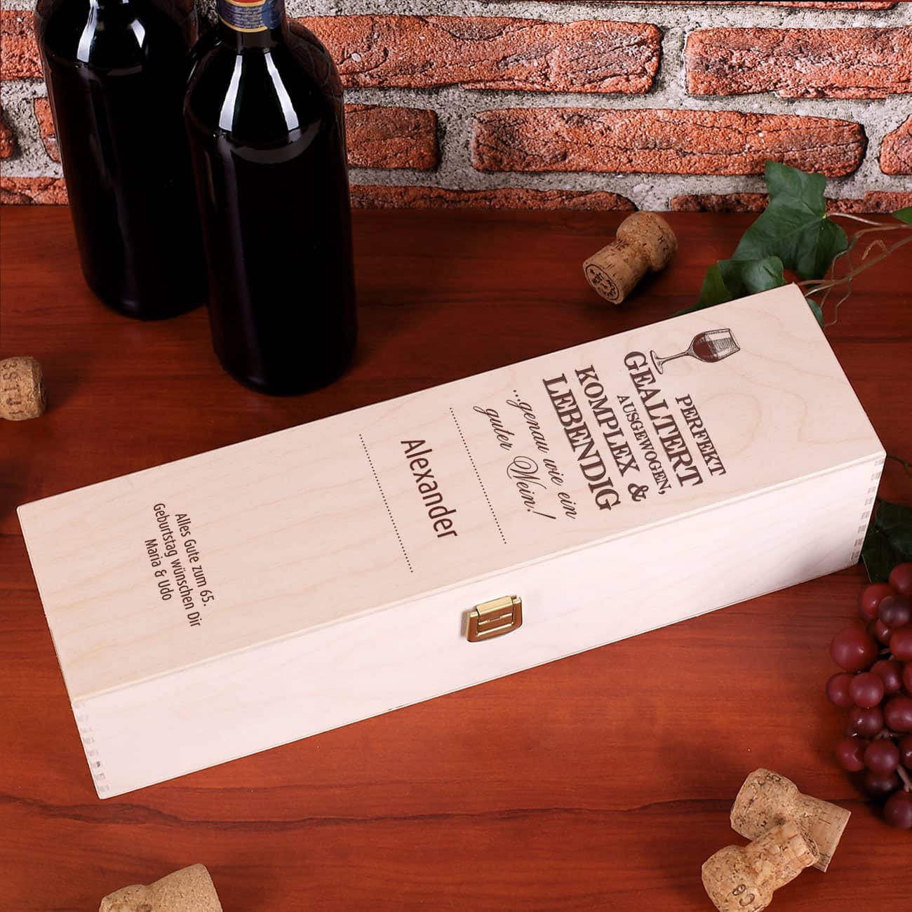 Holzverpackung für Wein mit persönlichem Aufdruck