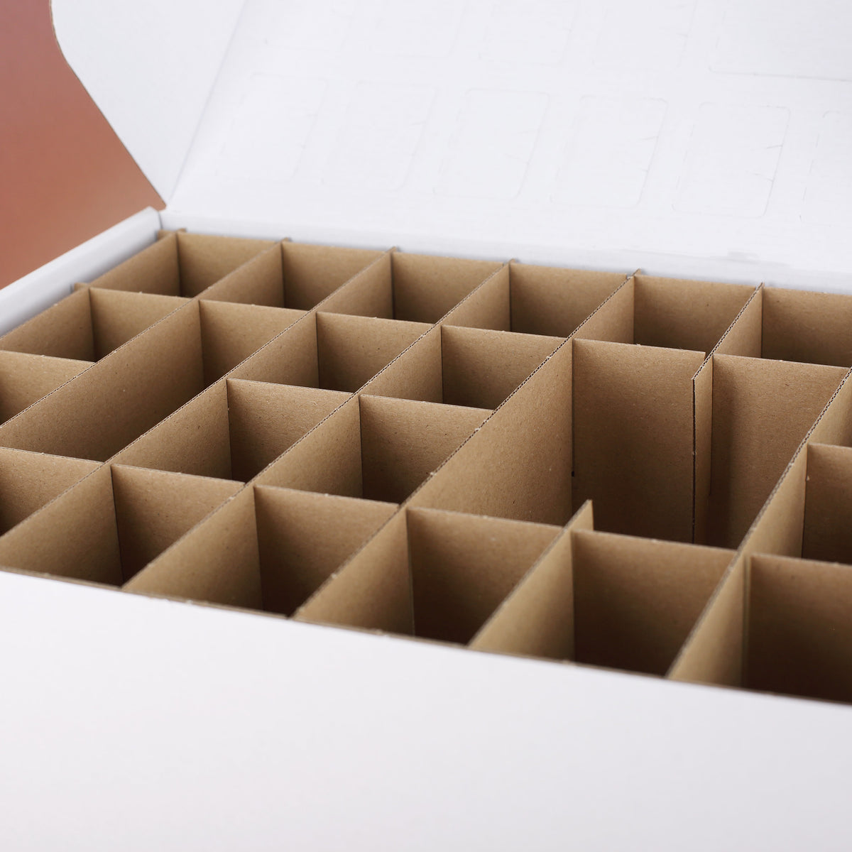 Adventskalender 'Süße Weihnachten' mit Zimtschnecken Motiv | 24 Türchen DIY Kalender zum Befüllen