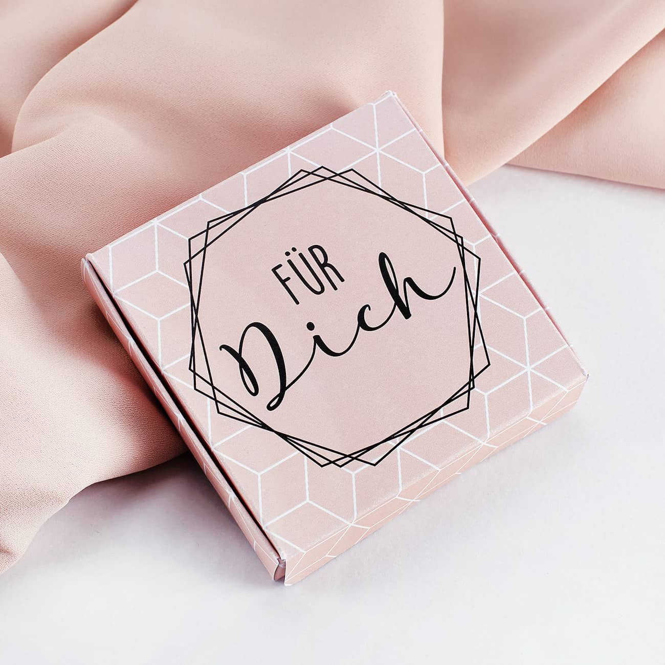 Schutzengel Halskette mit Name graviert - wahlweise in Gold & Silber