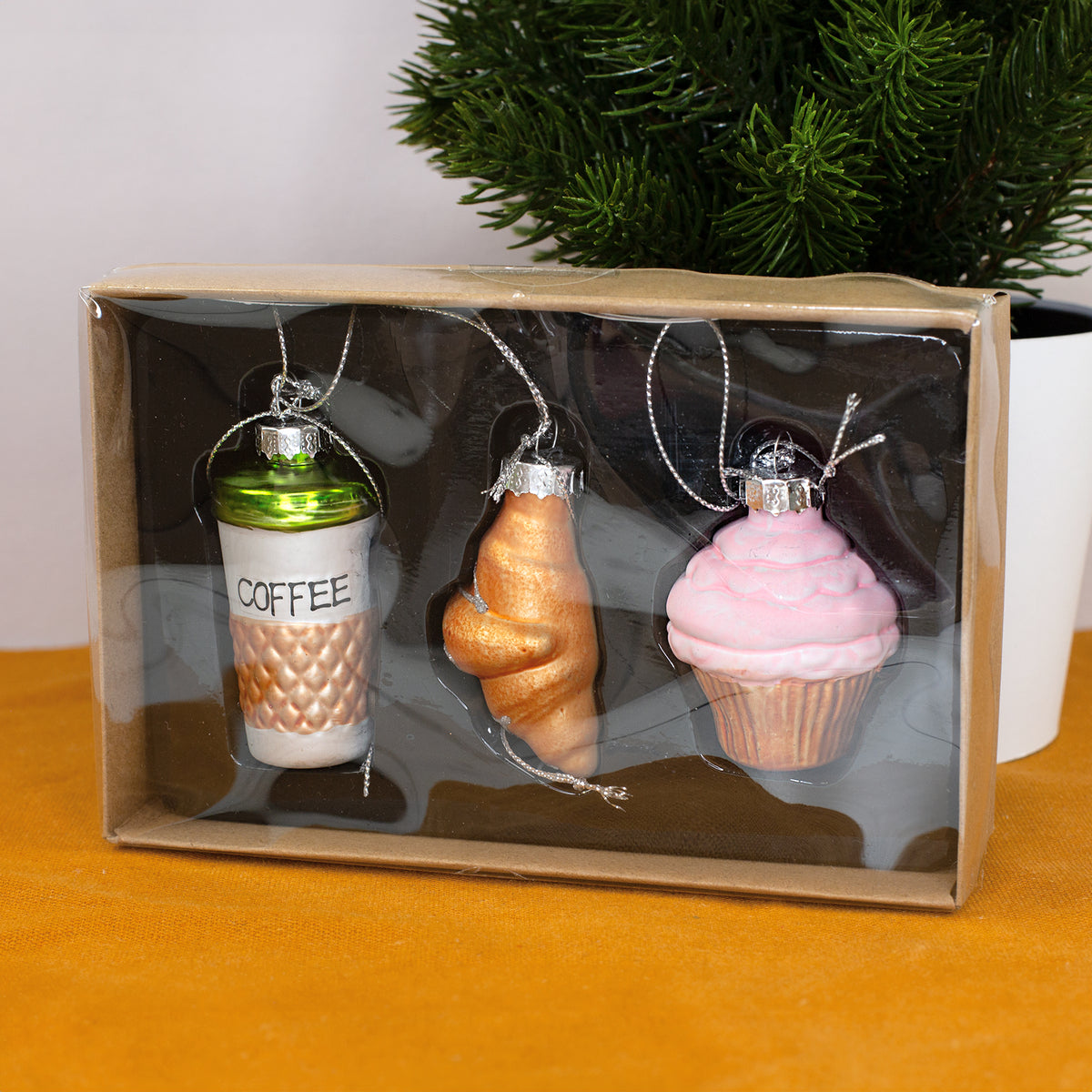 Glas Baumschmuck Kaffee 3er Set mit Coffee Becher, Croissant und Cupcake in Geschenkverpackung