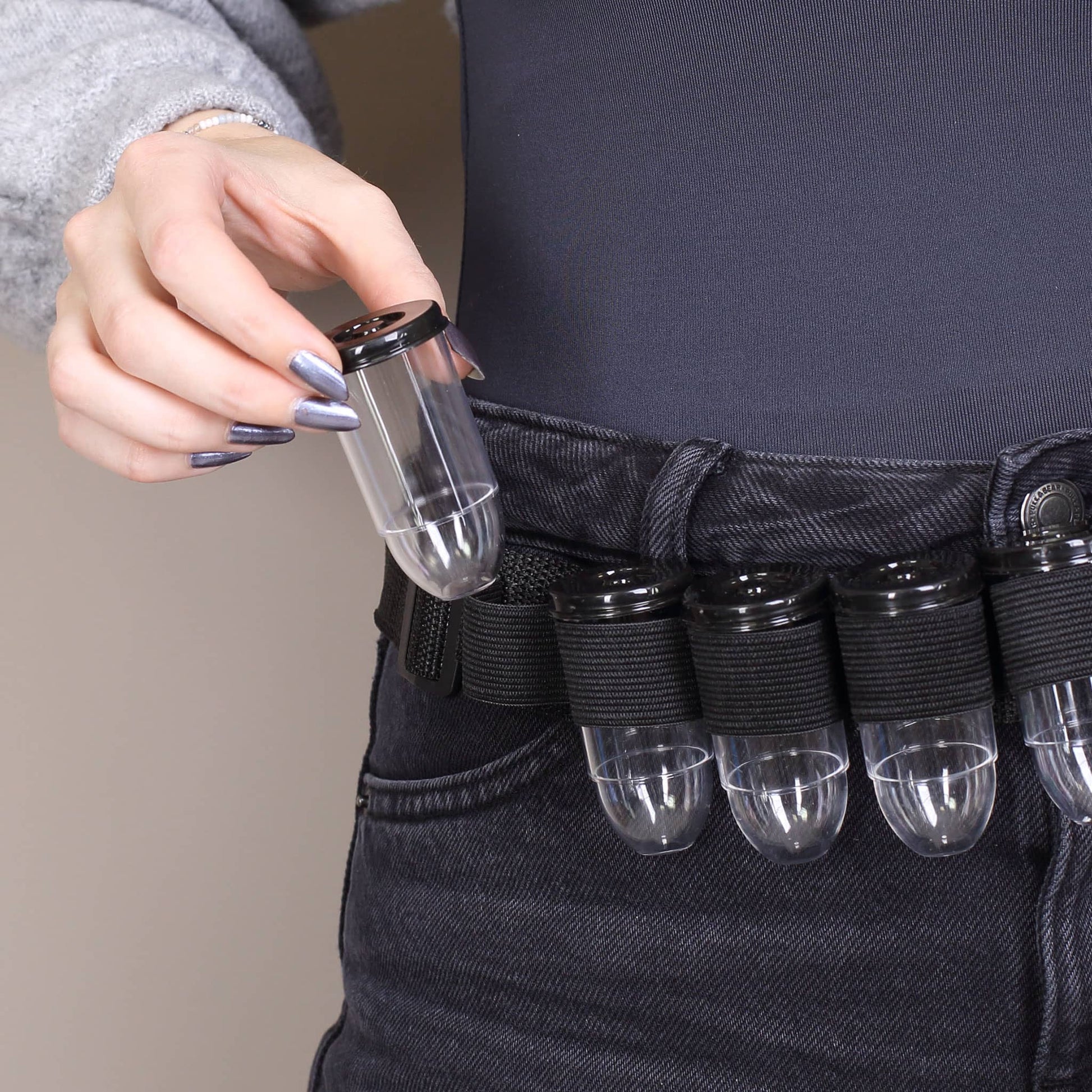 Shotgürtel mit 8 Flaschen für Ihre Getränke