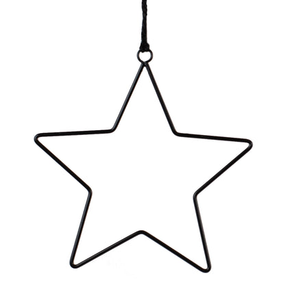 Einzelner schwarzer Metallstern mit Aufhängeschnur vor weißem Hintergrund. Der Stern ist aus filigranem, stabilem Metall gefertigt.
