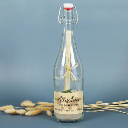 Romantische Flaschenpost "Alles Liebe" mit Vintage-Weltkarte, Namen und Wunschtext