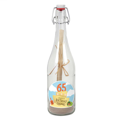 Gefüllte Flaschenpost zum Geburtstag mit lustigen Etikett "Sandkuchen" mit Ihren Wunschnamen und einem Alter gestaltet