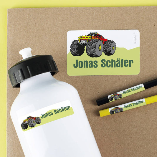 Schulaufkleber mit dem Namen und Monstertruck