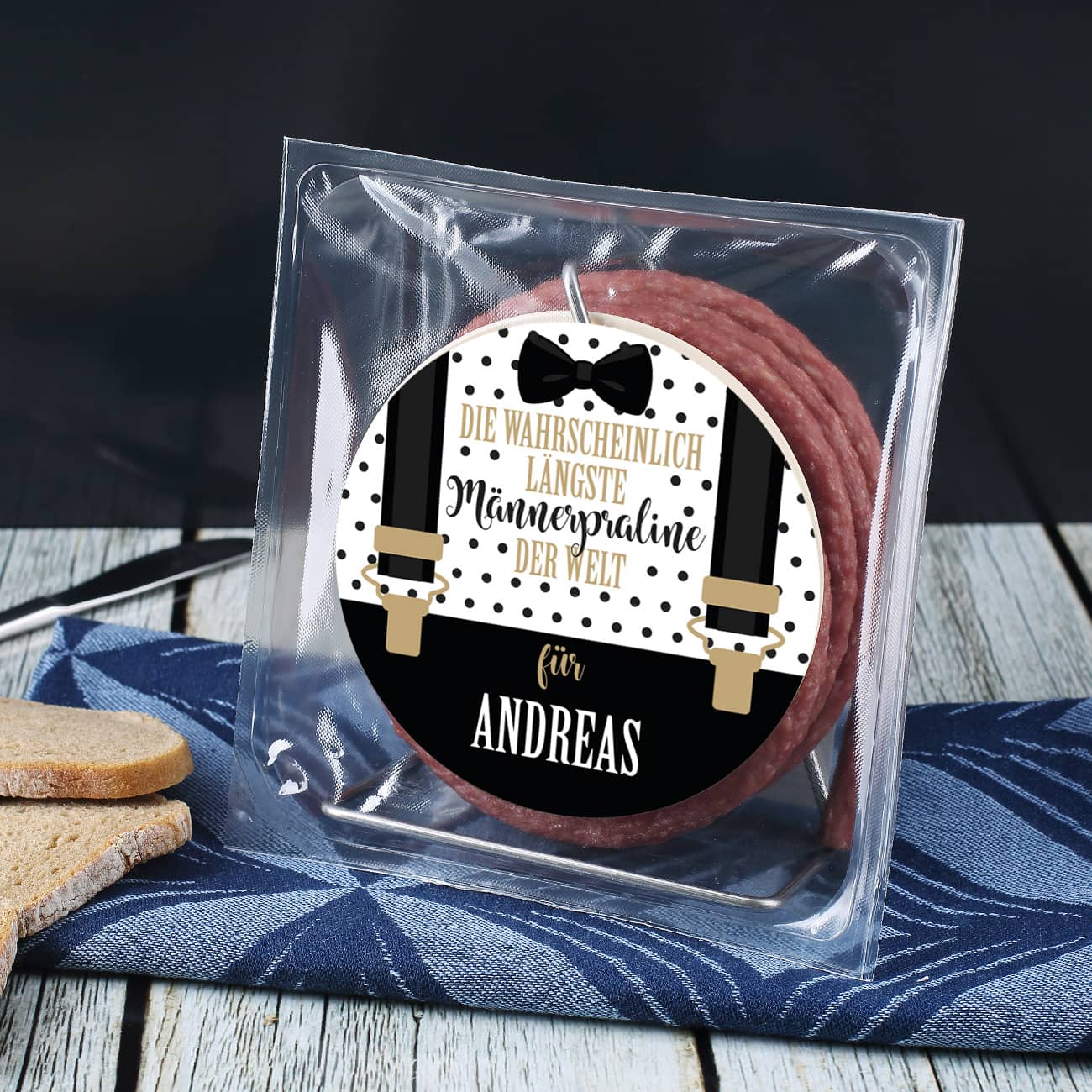 Die wahrscheinlich längste Männerpraline der Welt Wurstkabeltrommel