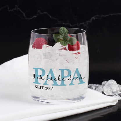 Persönliches Whiskey oder Wasserglas für den Papa