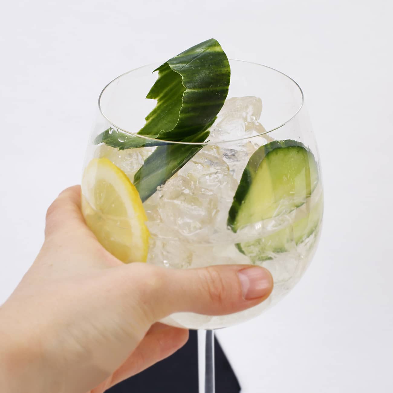 Gin-Glas mit Gravur ohne dich ist alles GINlos mit Wunschname