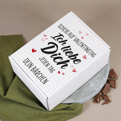 Whisky Set zum Valentinstag mit Glas und Schokolade