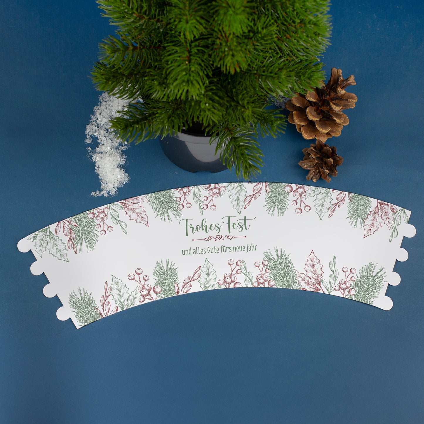 Kleiner Weihnachtsbaum mit personalisierter Banderole und Wunschtext | Weihnachtsdeko 'Frohes Fest'