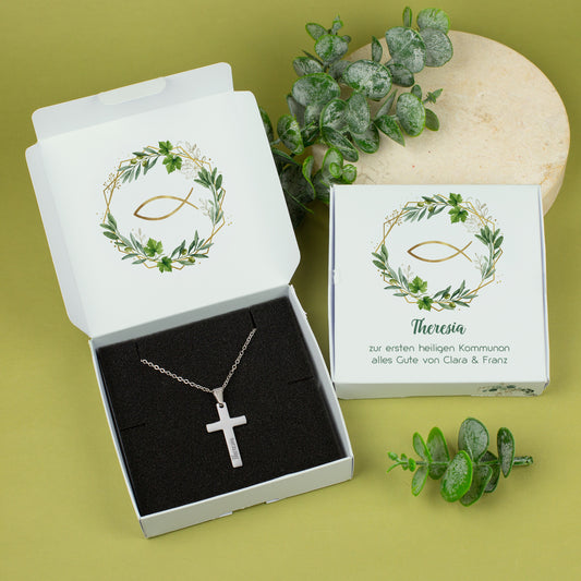 Kreuzkette mit Namensgravur in personalisierter Geschenkbox zur Kommunion