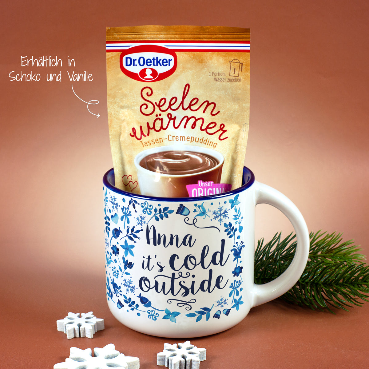 Personalisierte Tasse „it's cold outside“ mit Name und Dr. Oetker Tassenpudding Schokolade