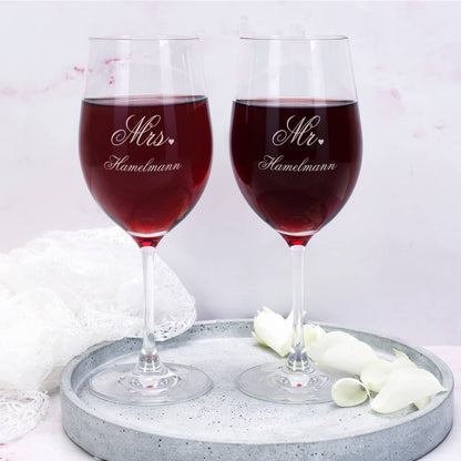 Mr. und Mrs. Weingläser im Set zur Hochzeit