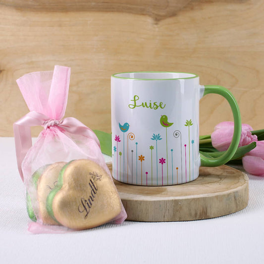 Tasse mit Name und Lindt Schokoladen Herzen