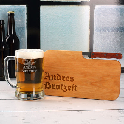 Bierkrug und Messerbrettchen mit Gravur