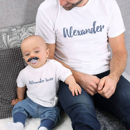 Vater und Sohn im Partnerlook