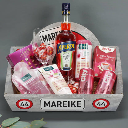 Gefüllter Geschenkkorb für Frauen zum Geburtstag