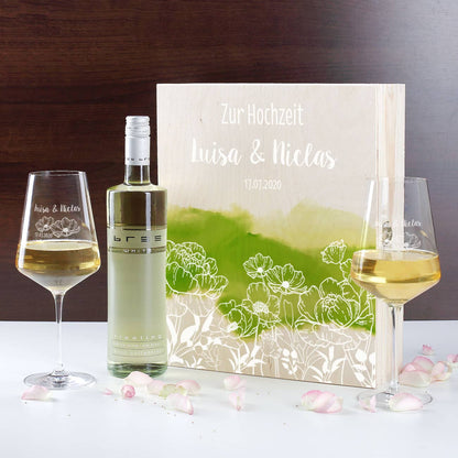 Wein-Set mit zwei gravierten Gläsern in persönlicher Box als romantisches Hochzeitsgeschenk