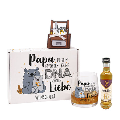 Papa zu sein erfordert keine DNA sondern Liebe - Whisky Geschenkset zum Vatertag