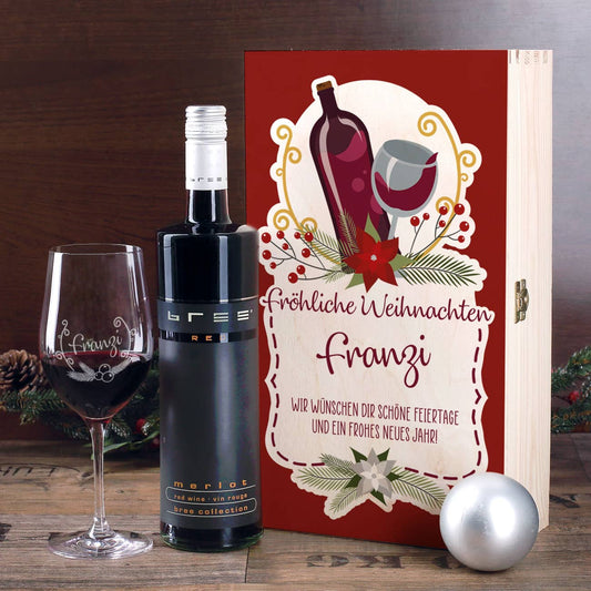Geschenkbox mit Rotwein und graviertem Weinglas