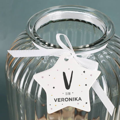 Anhänger aus Keramik mit Name und Initial nach Wunsch bedruckt