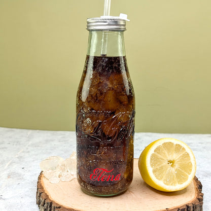 Flasche mit Getränk befüllt – ideal für Limo oder Eistee