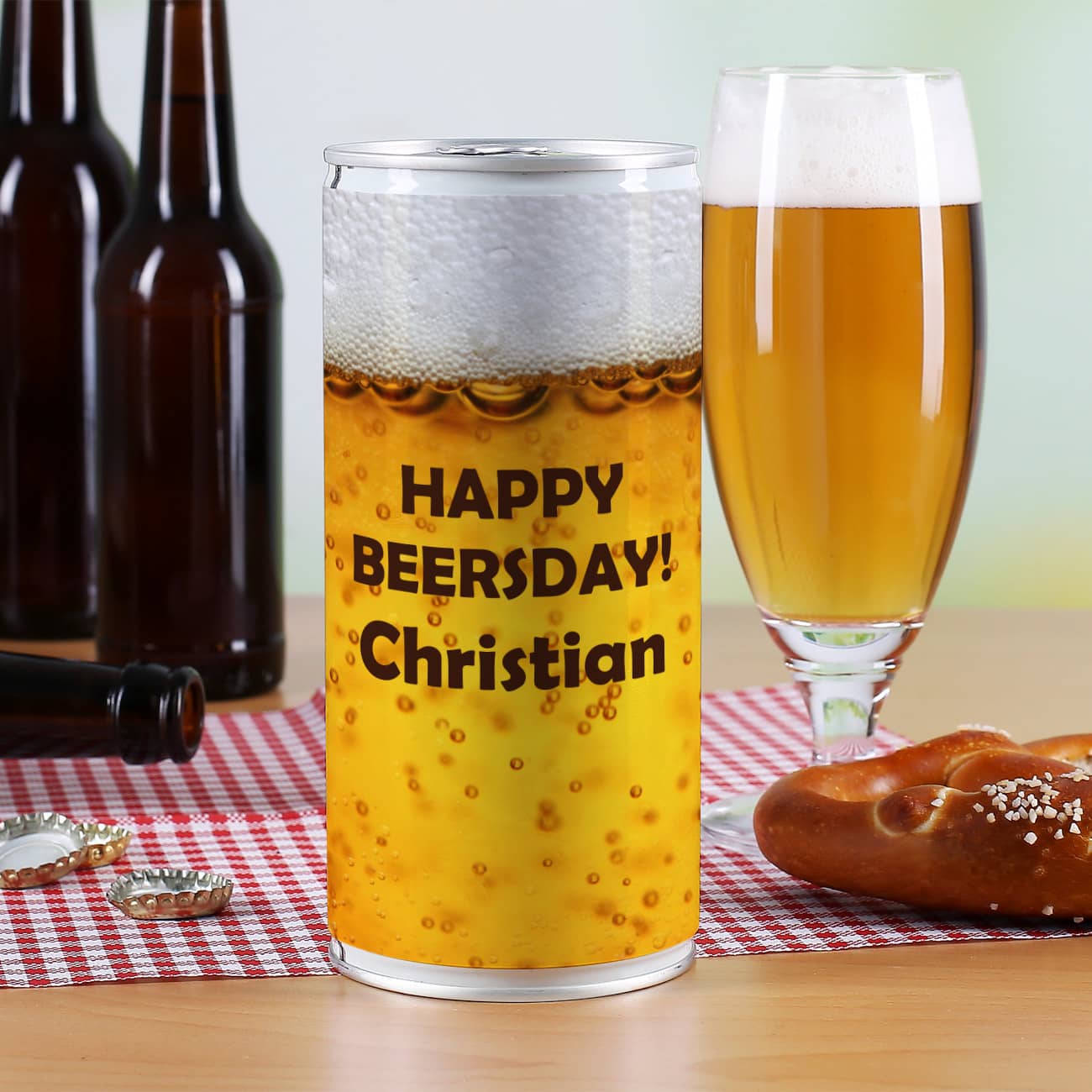 Beklebte Bierdose zum Geburtstag