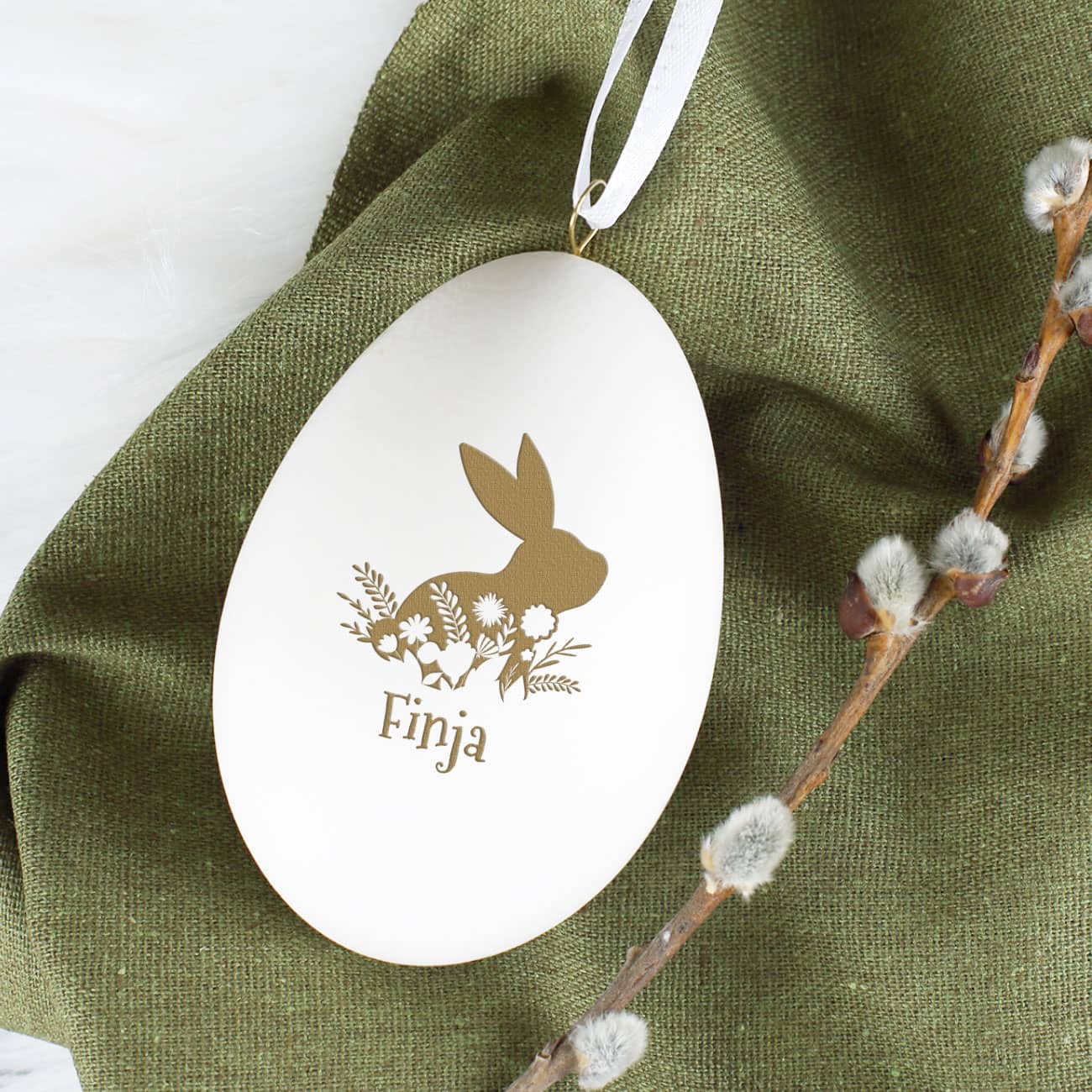 Originelle Osterdeko - Schwanenei mit Osterhase und Name
