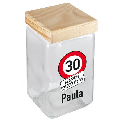 Glasdose mit Verkehrszeichen-Design „30 Happy Birthday“, personalisiert mit Name Paula