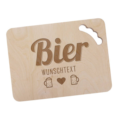 Bierkastendeckel aus Holz mit Wunsch-Gravur als Sitzmöglichkeit