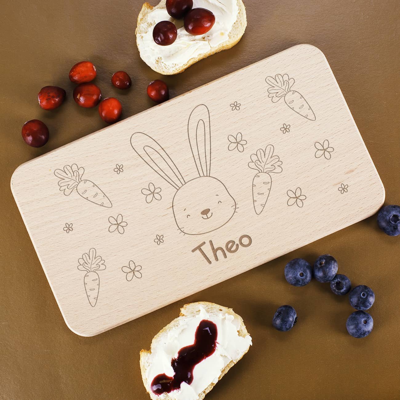 Brettchen zum Frühstücken mit persönlicher Gravur