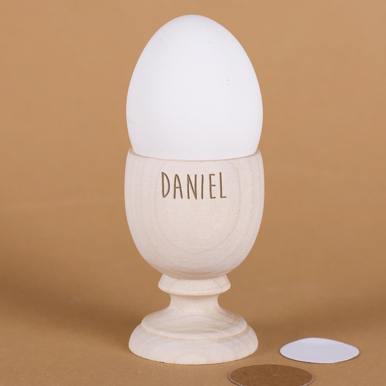 Holz-Eierbecher mit Namensgravur