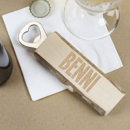 Flaschenöffner aus Naturholz mit Name personalisiert