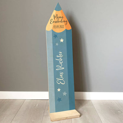 Schöner Holzaufsteller mit Standfuß zur Einschulung