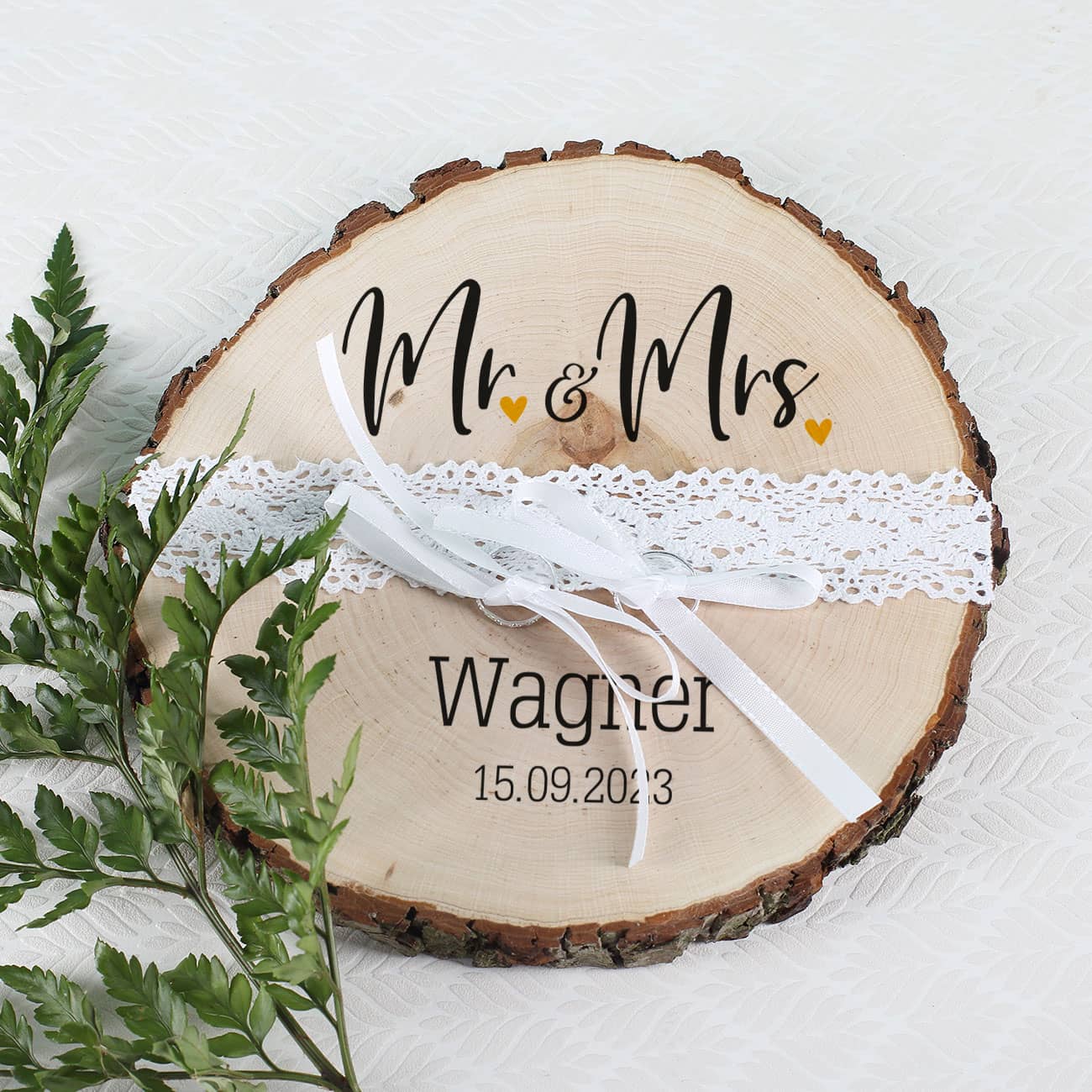 Romantisches Vintage-Ringkissen - Mr & Mrs - mit Name und Datum